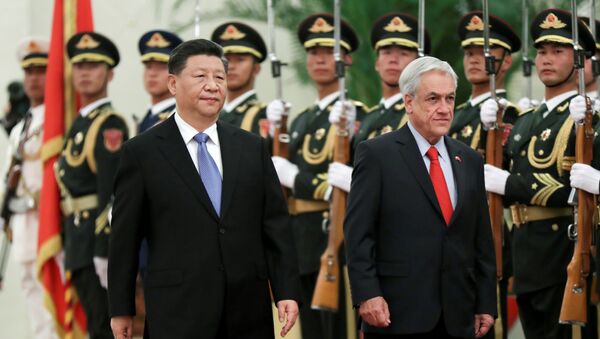 El presidente de China, Xi Jinping y el presidente de Chile, Sebastián Piñera - Sputnik Mundo