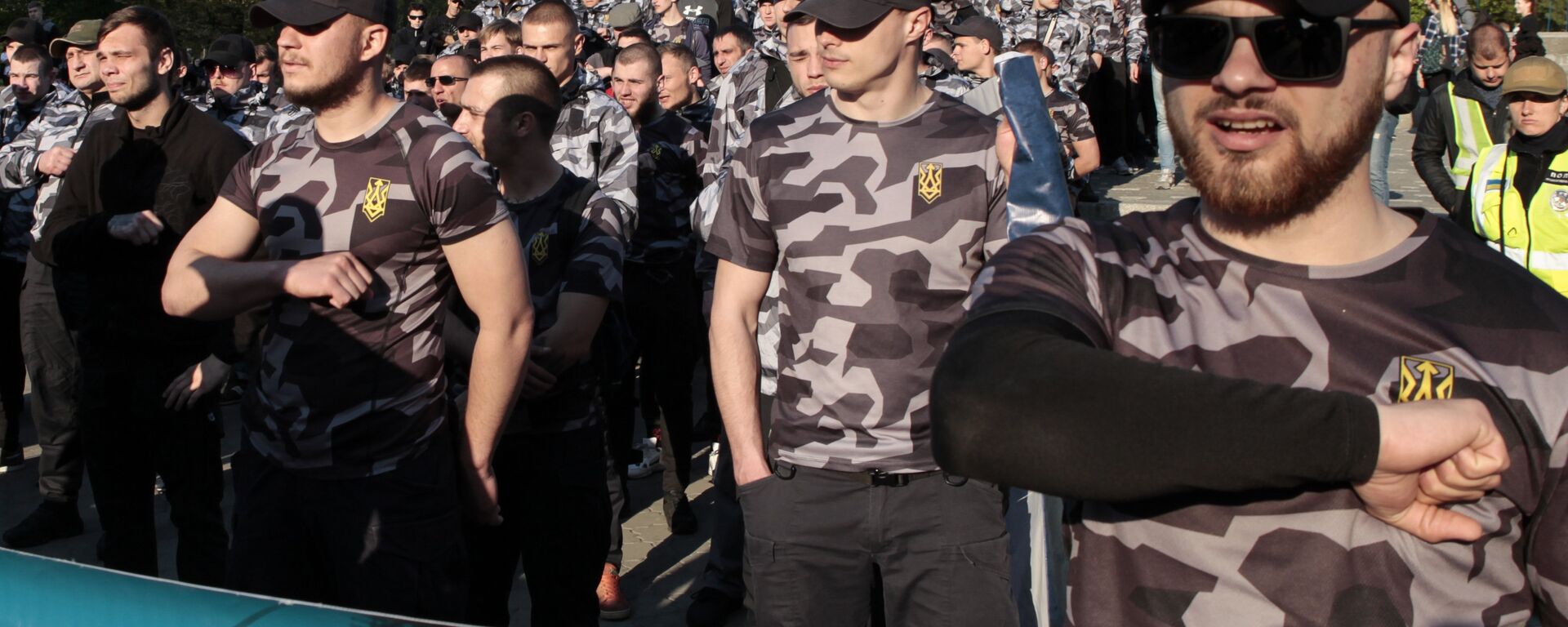 Nacionalistas radicales ucranianos marchan en el 5.º aniversario de la masacre de Odesa, Ucrania, el 2 de mayo de 2019 - Sputnik Mundo, 1920, 03.06.2024