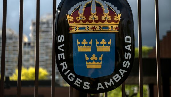 Escudo de Suecia en la embajada sueca en Moscú - Sputnik Mundo