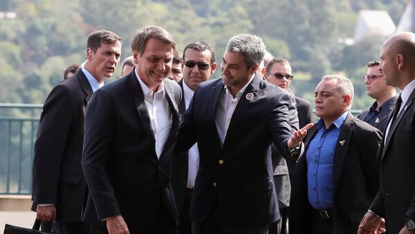 El presidente de Brasil, Jair Bolsonaro y el presidente de Paraguay, Mario Abdo Benítez - Sputnik Mundo