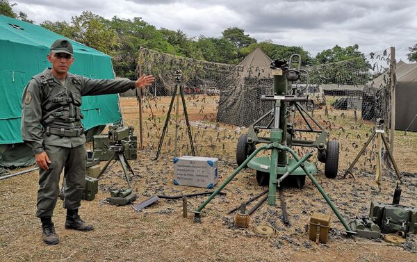 Primer Teniente, Jesús Salcedo. Sistema de Mortero SANI 120 mm. 31 Brigada de Infantería Mecanizada - Sputnik Mundo