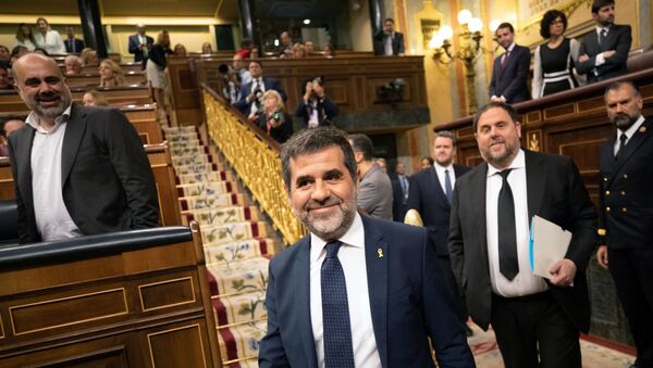 Diputados presos Jordi Sanchez y Oriol Junqueras en el Congreso de los Diputados en Madrid, España - Sputnik Mundo