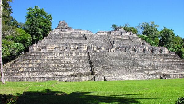 Las ruinas de Caracol, una ciudad maya en Belice (imagen referencial) - Sputnik Mundo