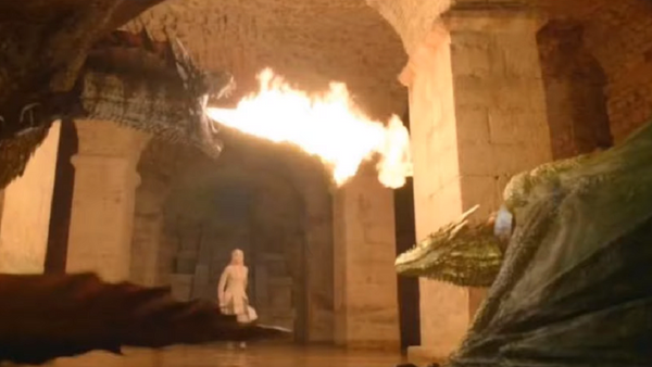 Los dragones de Daenerys Targaryen destruyen la capital de los Siete Reinos, Desembarco del Rey - Sputnik Mundo