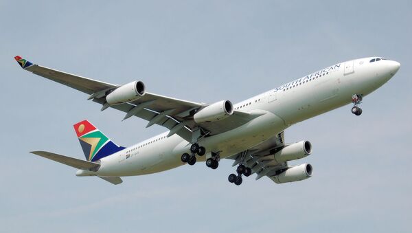 Un Airbus A340 de South African Airways - Sputnik Mundo