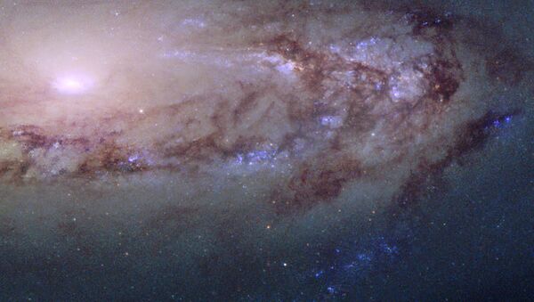 La galaxia espiral Messier 90  - Sputnik Mundo