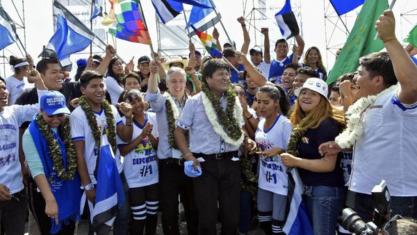 El presidente de Bolivia, Evo Morales y el vicepresidente, Alvaro García Linera - Sputnik Mundo