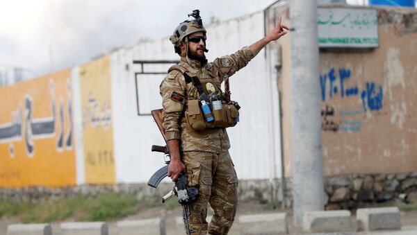Un policía de Afganistán - Sputnik Mundo