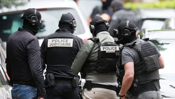 La Policía en Lyon, Francia - Sputnik Mundo