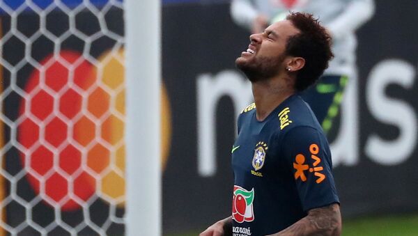 El futbolista brasileño Neymar - Sputnik Mundo
