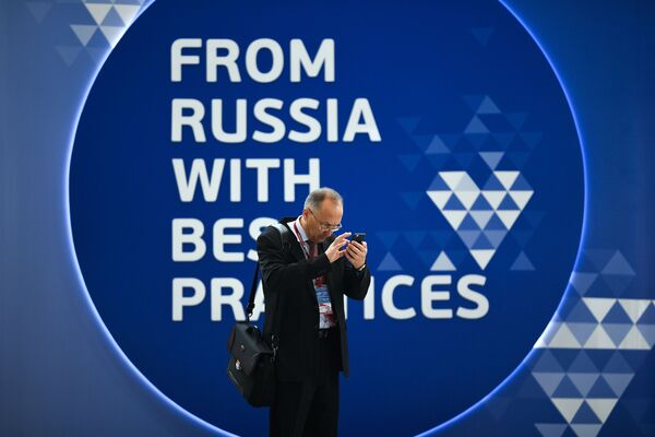 El Foro Económico de San Petersburgo abre sus puertas: ¡así es por dentro!
 - Sputnik Mundo