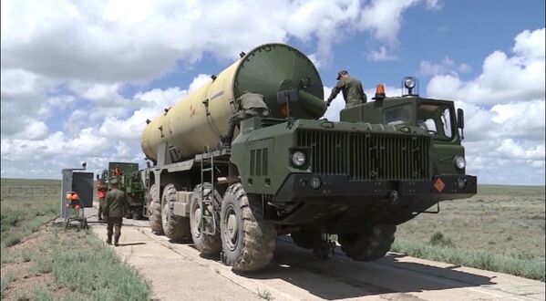 Rusia pone a prueba su nuevo sistema antimisil

 - Sputnik Mundo