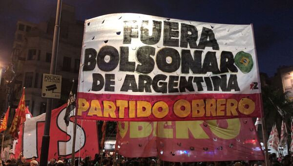 Las actividades contra Bolsonaro en Buenos Aires - Sputnik Mundo