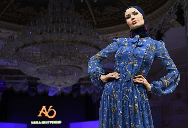 La belleza de la modestia: los Días de la Moda Árabe en Moscú

 - Sputnik Mundo