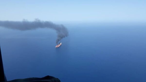Barco petrolero atacado en el golfo de Omán - Sputnik Mundo