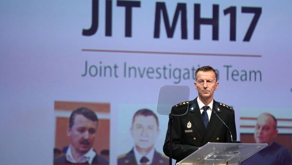 La presentación de los resultados de investigación de derribo del vuelo MH17 - Sputnik Mundo