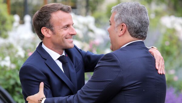 Emmanuel Macron, presidente de Francia, y Iván Duque, presidente de Colombia - Sputnik Mundo