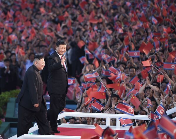 Un líder chino visita Corea del Norte por primera vez en 14 años

 - Sputnik Mundo