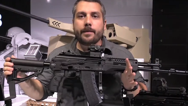Así es la versión civil del rifle AK-12 de Kalashnikov  - Sputnik Mundo