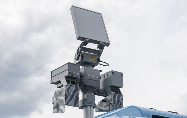Sistema móvil Sapsan-Bekas para la detección y desactivación de vehículos aéreos no tripulados - Sputnik Mundo