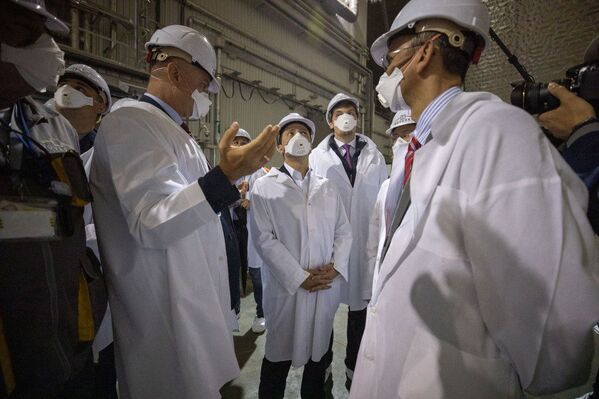 Así es el nuevo sarcófago de la central nuclear de Chernóbil - Sputnik Mundo