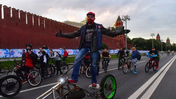 El festival de bicicletas en Moscú - Sputnik Mundo