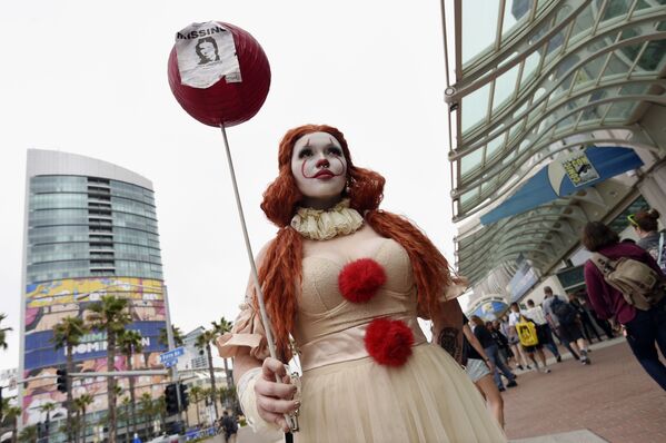 Desde la Princesa Pennywise hasta Snoopy: el festival Comic-Con, en imágenes
 - Sputnik Mundo