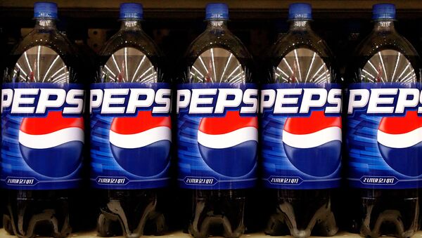 Botellas con Pepsi - Sputnik Mundo