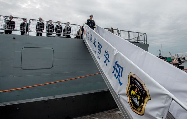 El destructor chino Xian llega a San Petersburgo
 - Sputnik Mundo