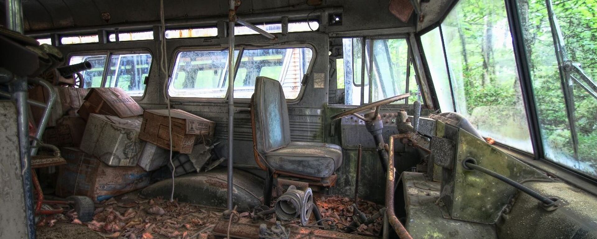 Un autobús abandonado, imagen referencial - Sputnik Mundo, 1920, 29.05.2021