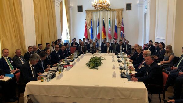 La reunión extraordinaria de la comisión conjunta sobre el PAIC en Viena - Sputnik Mundo
