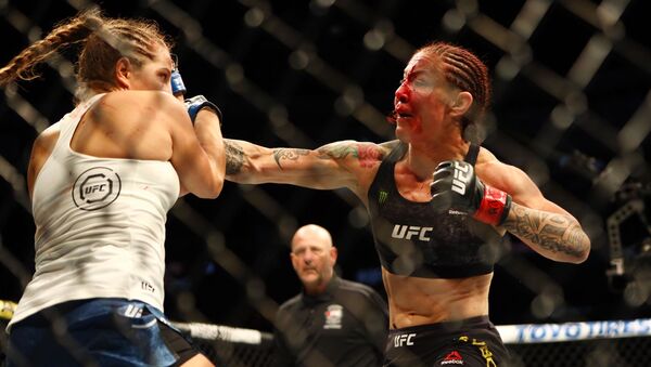 Felicia Spencer y Cyborg se enfrentan en el evento UFC 240 - Sputnik Mundo