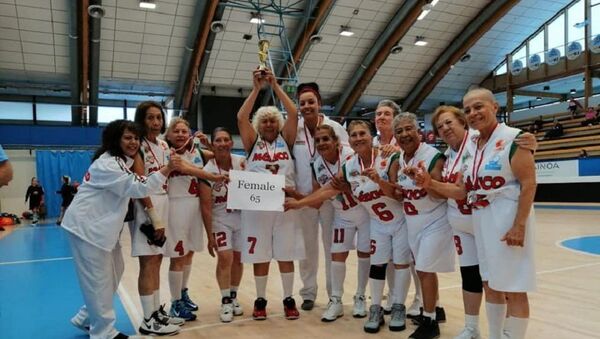 La selección mexicana femenina de baloncesto de mayores de 65 años  - Sputnik Mundo