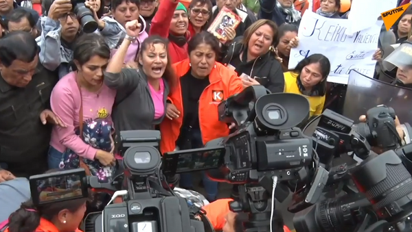 Los opositores y partidarios de Keiko Fujimori se echan a las calles de Perú - Sputnik Mundo