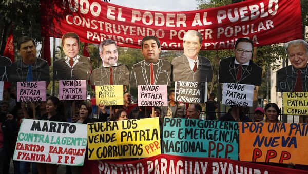 Manifestantes en Paraguay - Sputnik Mundo