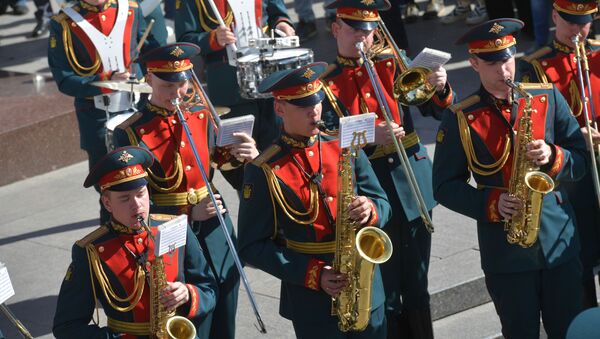 La Banda Militar Ejemplar de la Guardia de Honor de Rusia - Sputnik Mundo