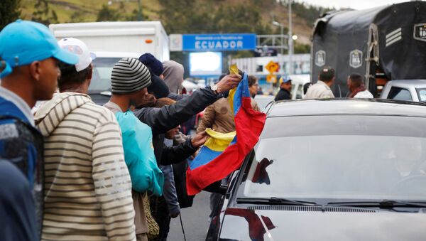 Migrantes venezolanos en la frontera entre Colombia y Ecuador - Sputnik Mundo