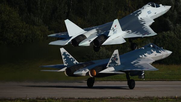 Los cazas rusos de quinta generación SU-57 (archivo) - Sputnik Mundo