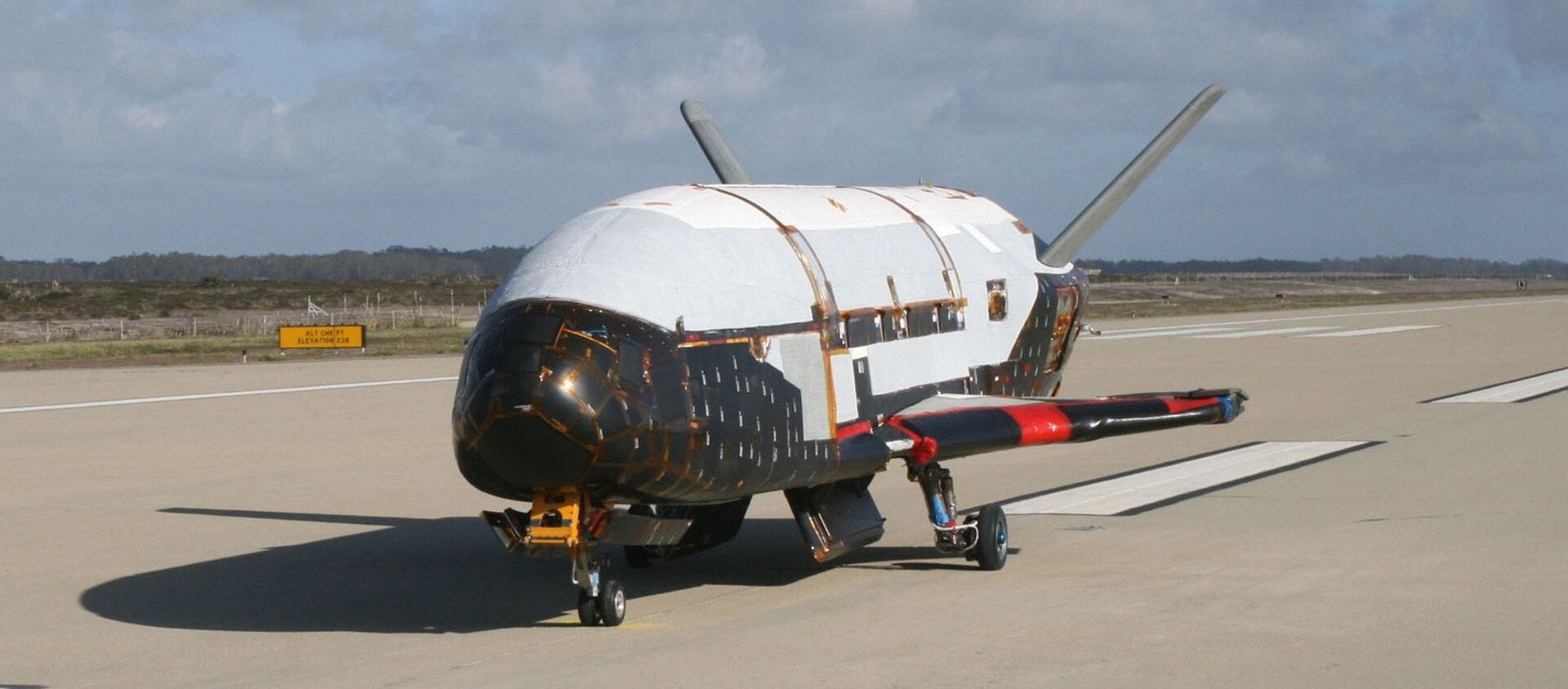 La aeronave espacial X-37B (imagen referencial) - Sputnik Mundo, 1920, 30.08.2019