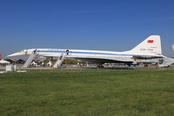 El avión de pasajeros supersónico soviético Tu-144 - Sputnik Mundo