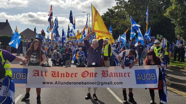 Grupos independentistas escoceses que han organizado marchas en Aye, Aberdeen y Perth - Sputnik Mundo