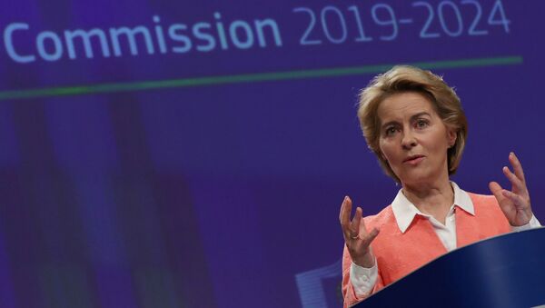La presidenta electa de la Comisión Europea, Ursula von der Leyen - Sputnik Mundo