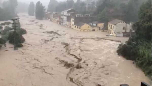 Las devastadoras inundaciones que azotan el sudeste de España
 - Sputnik Mundo