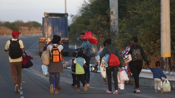 Migrantes venezolanos en Perú (archivo) - Sputnik Mundo
