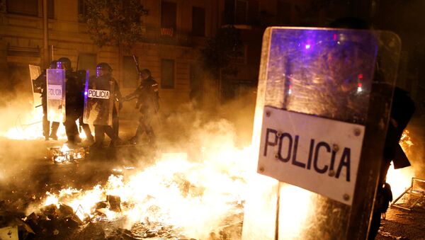 Disturbios en Barcelona, España - Sputnik Mundo