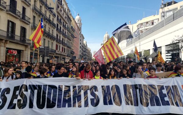 Protesta estudiantil en Barcelona - Sputnik Mundo
