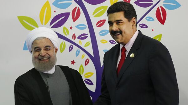 El presidente de Irán, Hasán Rouhaní junto al presidente de Venezuela, Nicolás Maduro - Sputnik Mundo