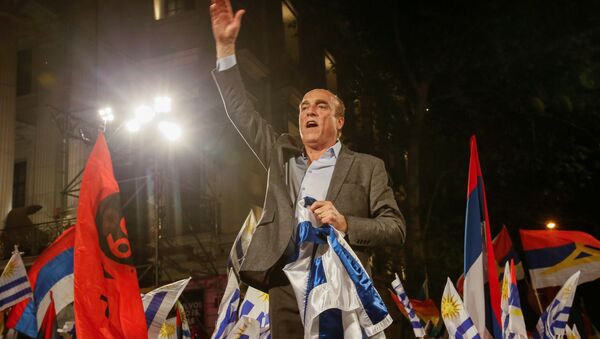 Daniel Martínez, candidato presidencial uruguayo - Sputnik Mundo