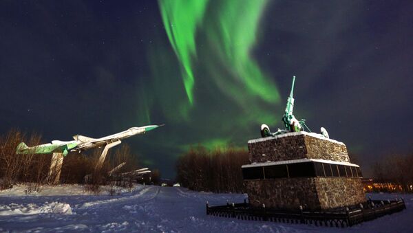 La mágica aurora se apodera del Extremo Norte de Rusia - Sputnik Mundo