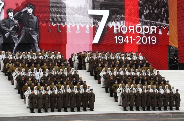 Moscú se prepara para recrear el legendario desfile militar del 7 de noviembre de 1941 - Sputnik Mundo